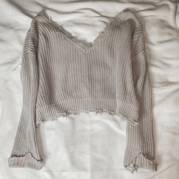 Distressed sweater - Picture 2 of 4